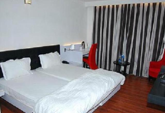כלכותה Fabhotel Ballygunge Luxury - Behind Punjab Club חדר תמונה