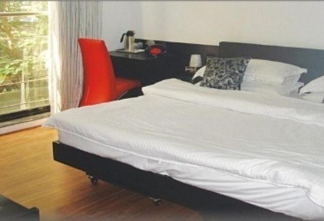 כלכותה Fabhotel Ballygunge Luxury - Behind Punjab Club חדר תמונה